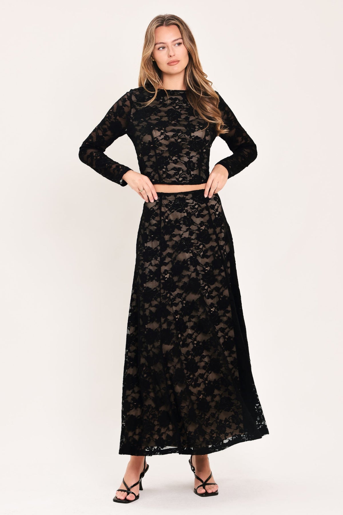 NOIR LACE MOONRISE WOVEN LACE CROP TOP - Glamourous Grace