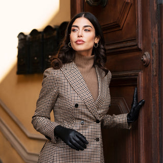 Isabella (black) - Italian lambskin leather gloves with cashmere lining - Glamourous Grace