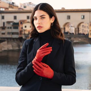 Isabella (red) - Italian lambskin leather gloves with cashmere lining - Glamourous Grace