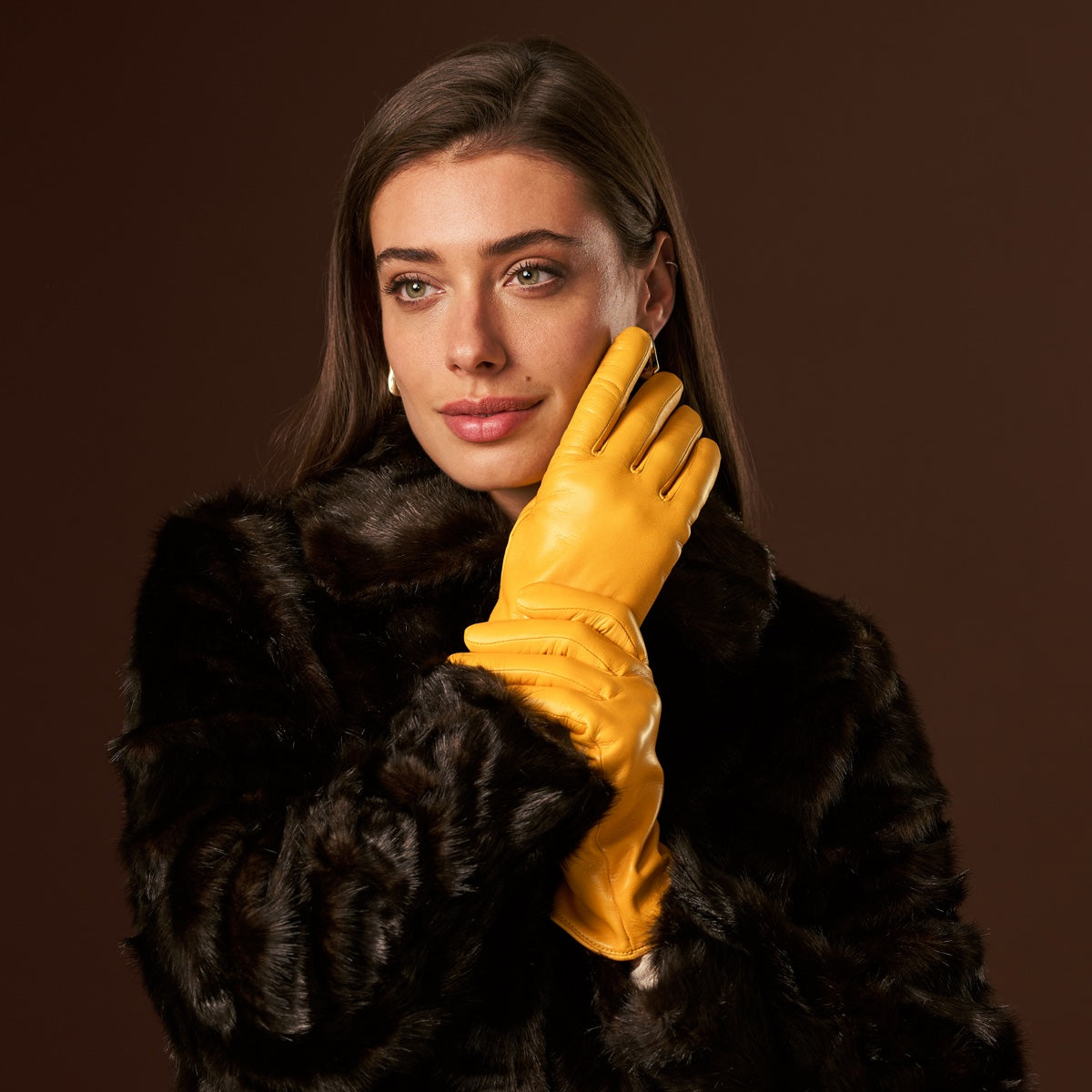 Isabella (yellow) - Italian lambskin leather gloves with luxurious cashmere lining - Glamourous Grace