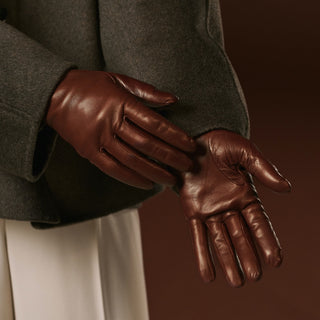 Isabella (brown) - Italian lambskin leather gloves with cashmere lining - Glamourous Grace