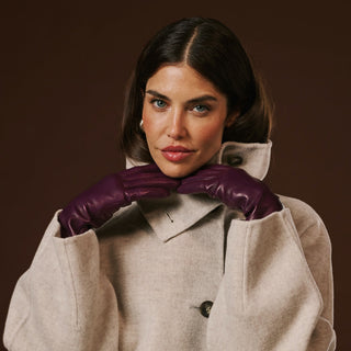Isabella (eggplant) - Italian lambskin leather gloves with cashmere lining - Glamourous Grace