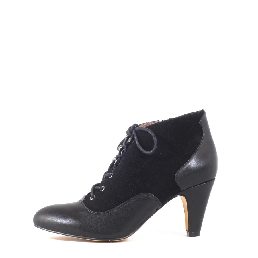 Izzy Vintage Booties - Glamourous Grace