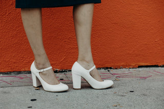 Skippy | White - Glamourous Grace