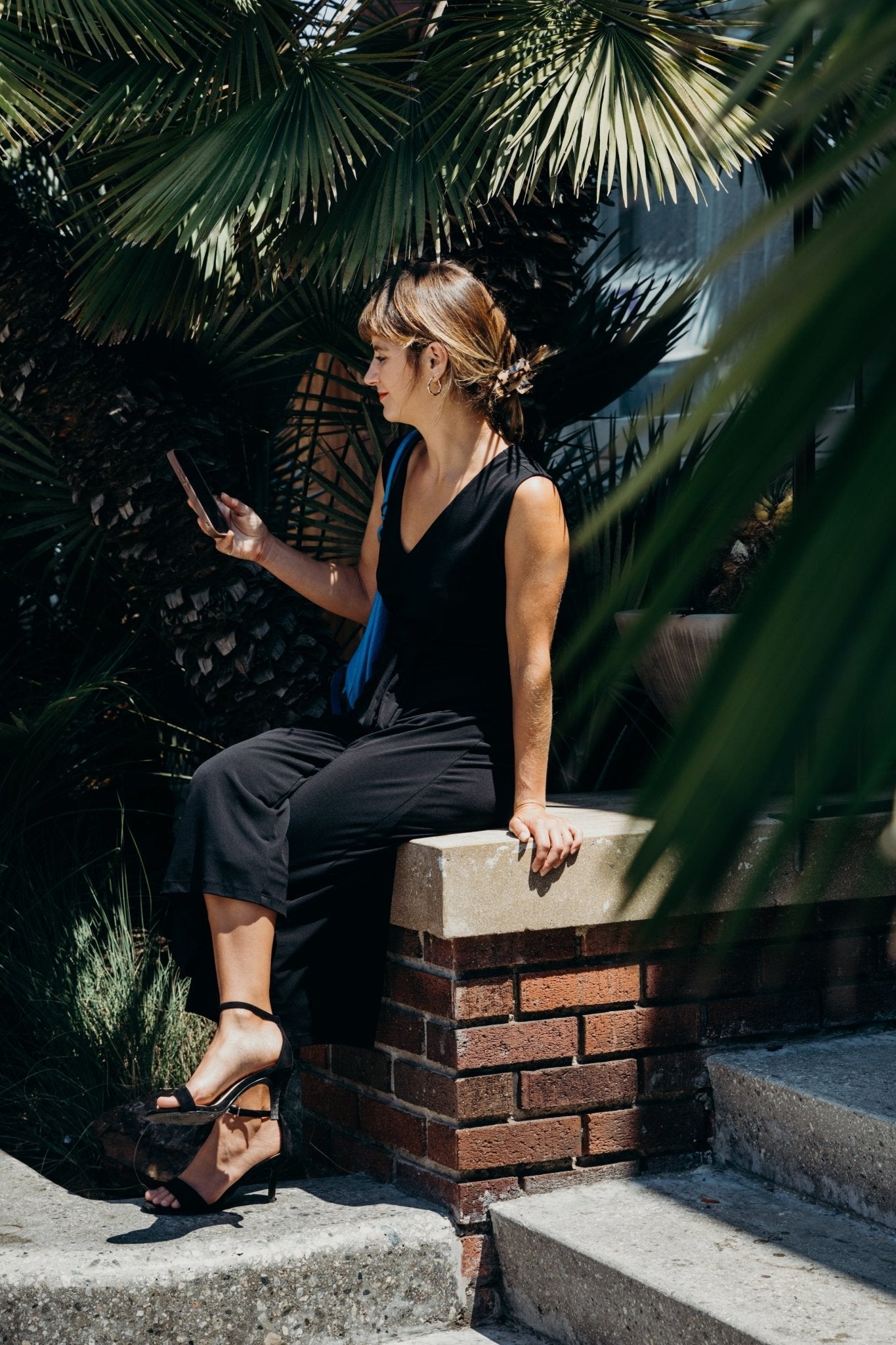 Dove | Black Suede - Glamourous Grace