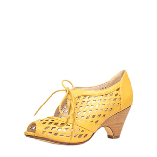 Jojo Vintage Heels - Glamourous Grace