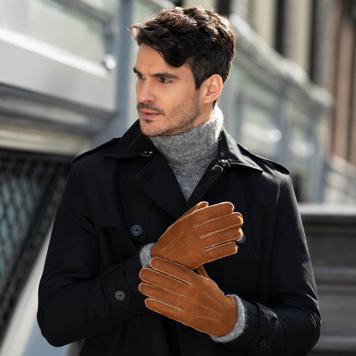 Jack (camel) – Suede leather gloves with luxurious sheep fur lining - Glamourous Grace