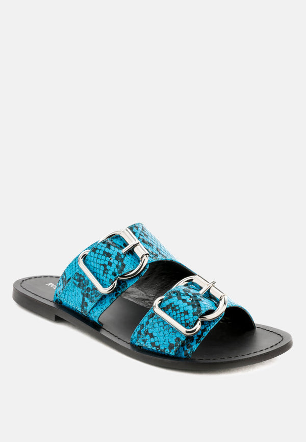 Kelly Flat Sandal With Buckle Straps - Glamourous Grace