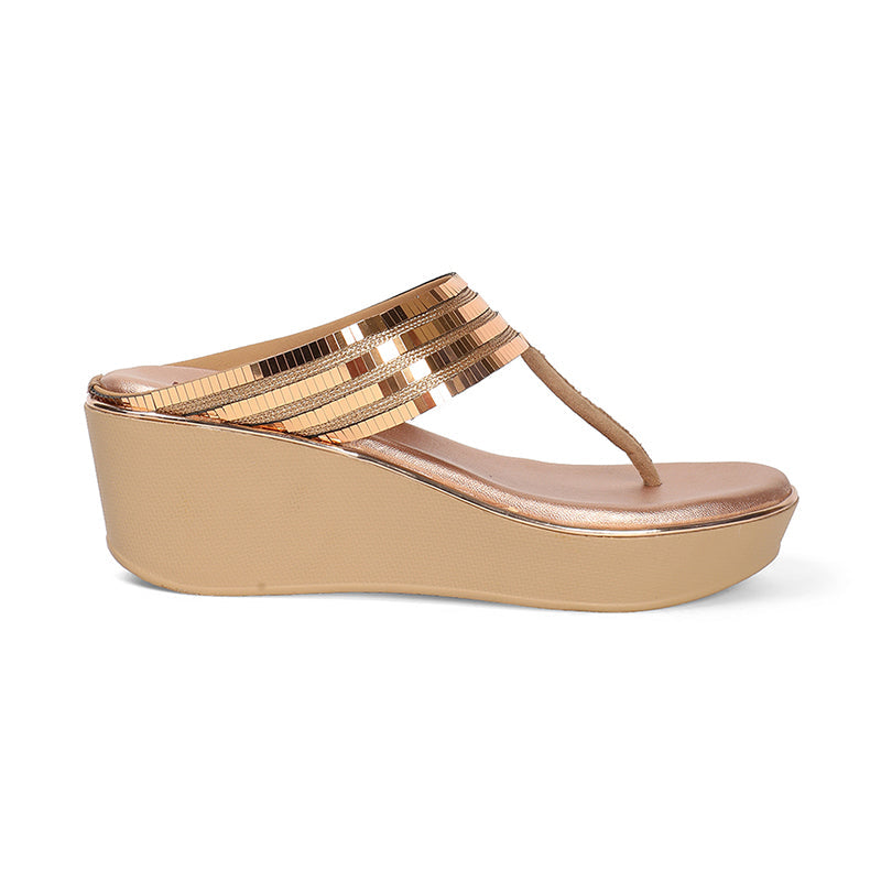 Shynara - Gold Thong Wedges - Glamourous Grace