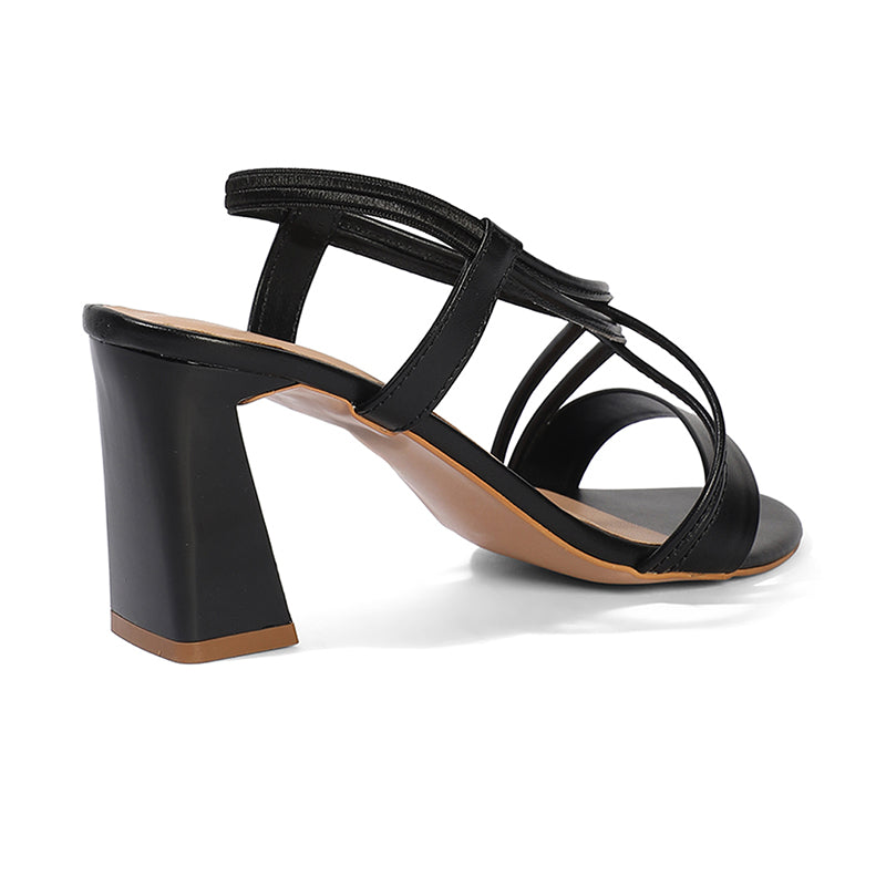 Nivelle - White Sandals - Glamourous Grace