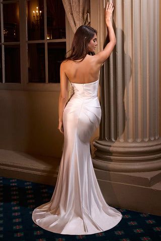 Glamourous Grace