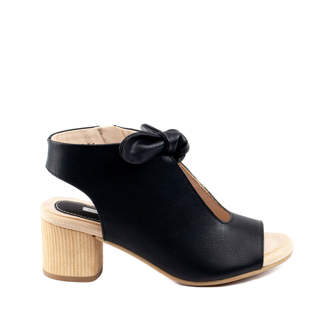 Women's Kimora Black Heeled Sandals - Glamourous Grace
