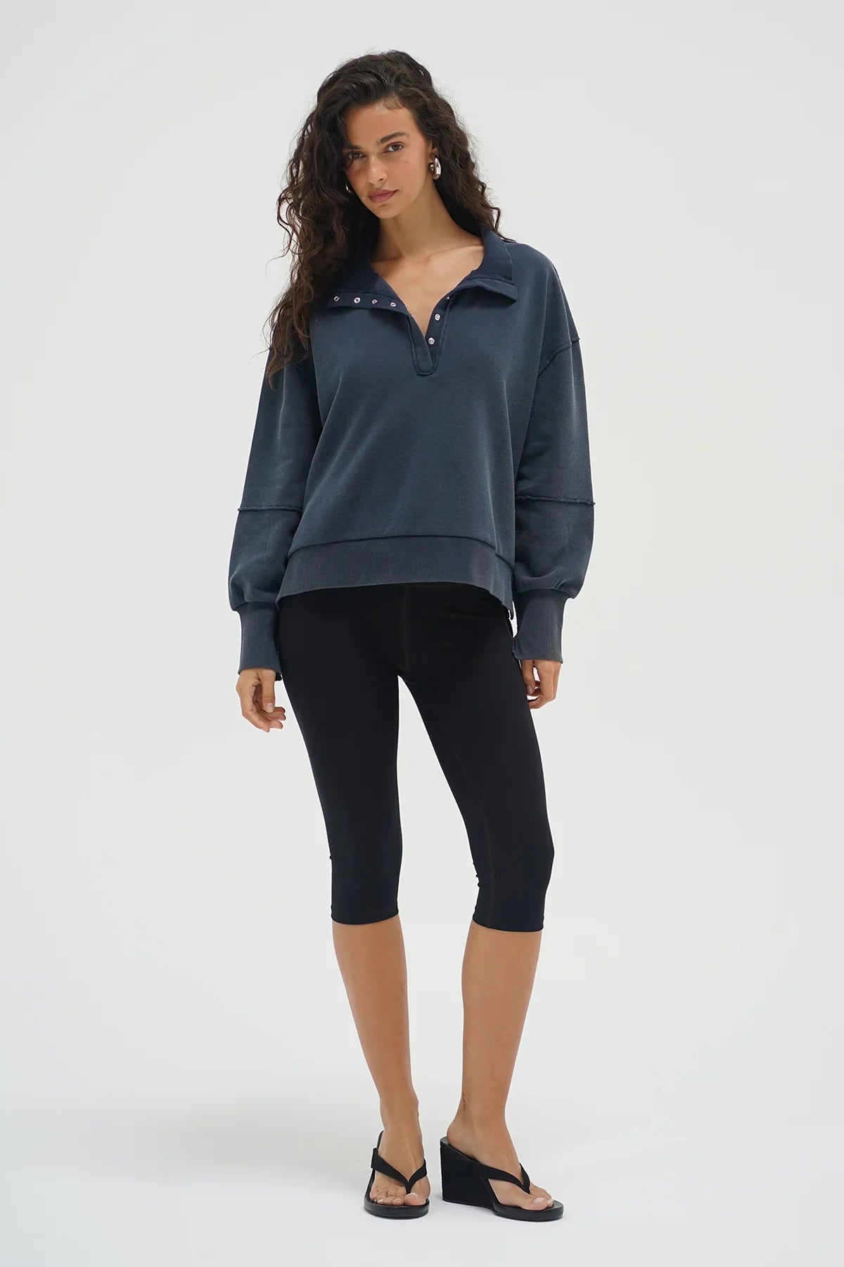 Hallie Snap Collared Pull Over