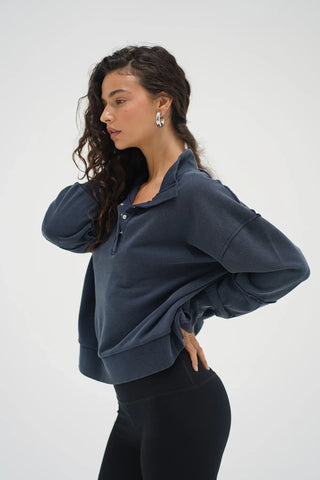 Hallie Snap Collared Pull Over