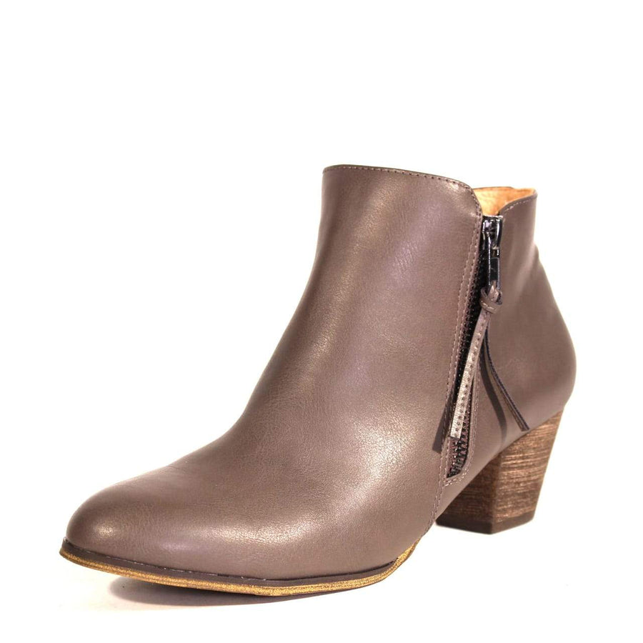 Logan Western Booties - Glamourous Grace