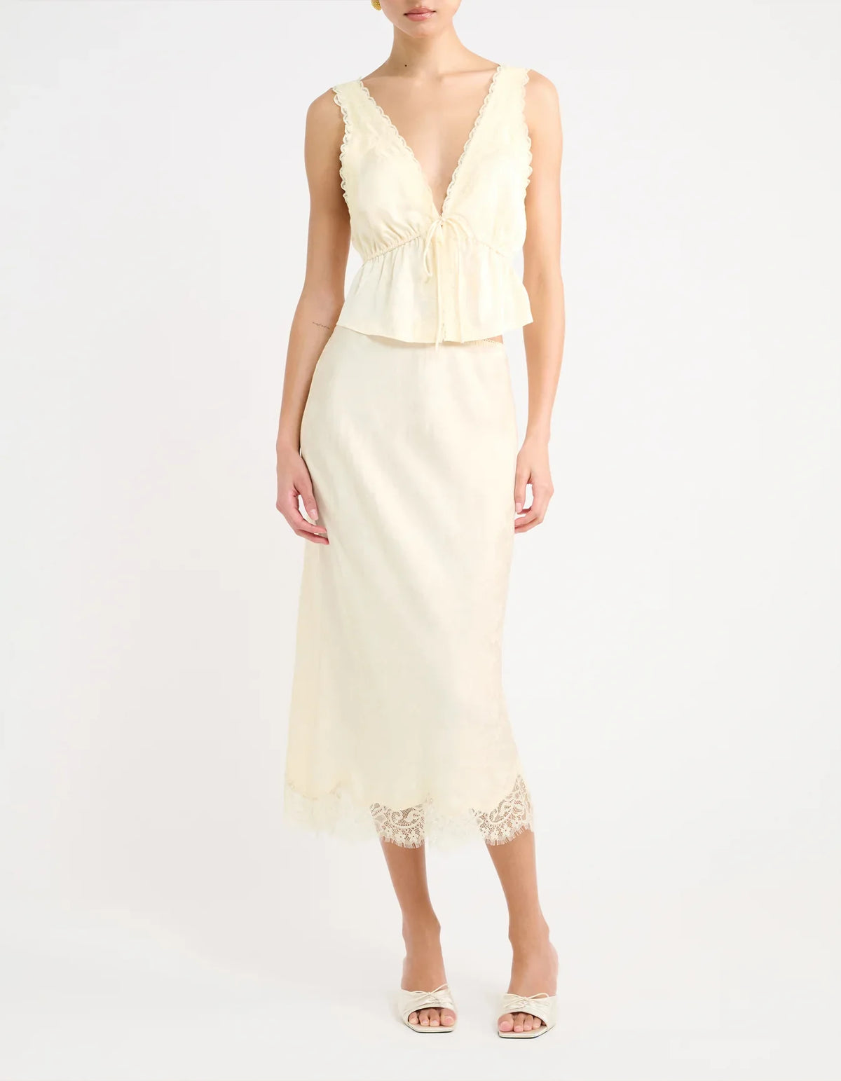 Lady Lace Top