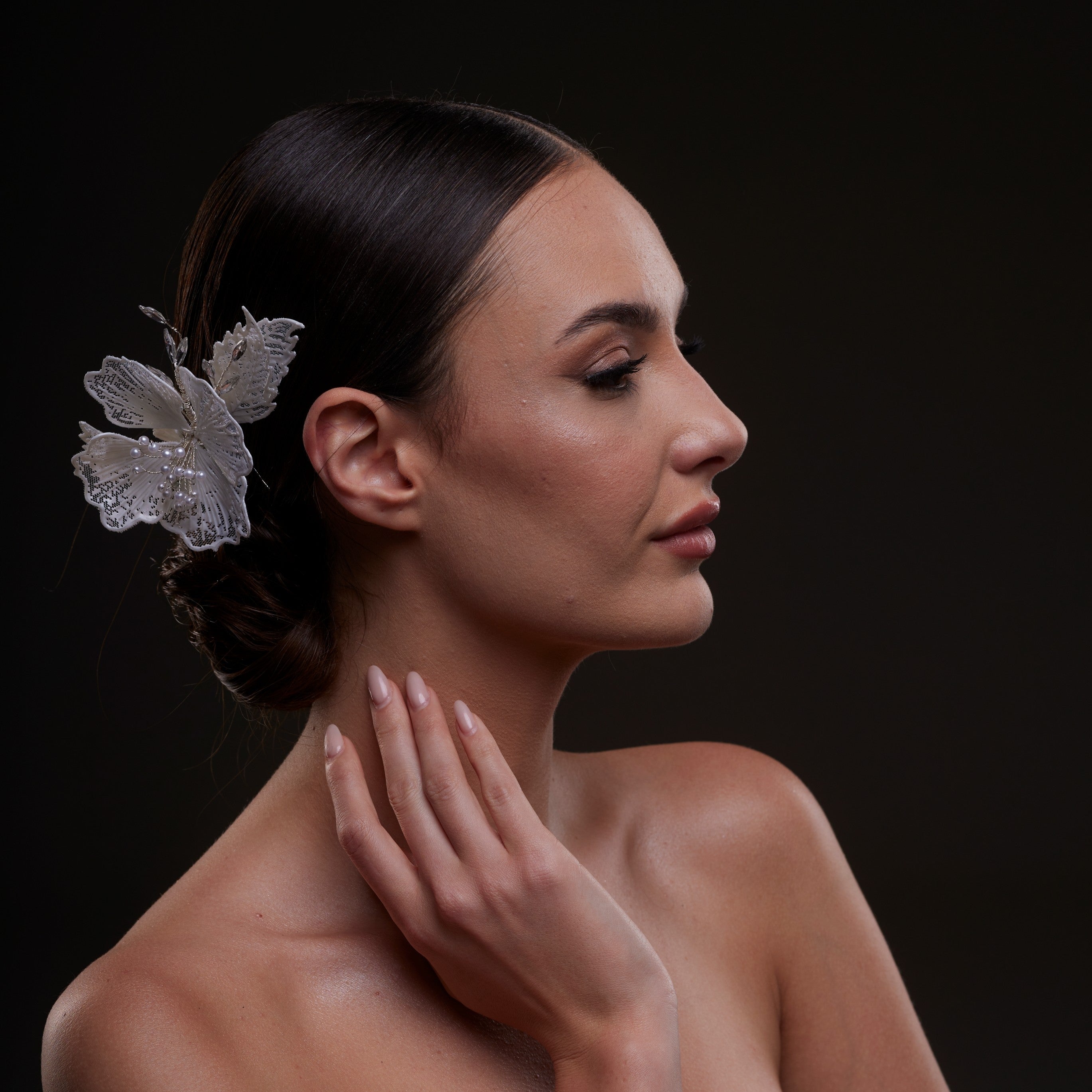 Bridal Flower & Leaf Side Comb - Glamourous Grace