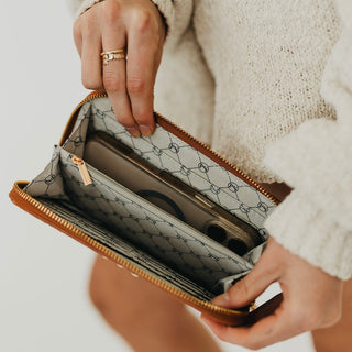 Lenni Large Zip Woven Wallet