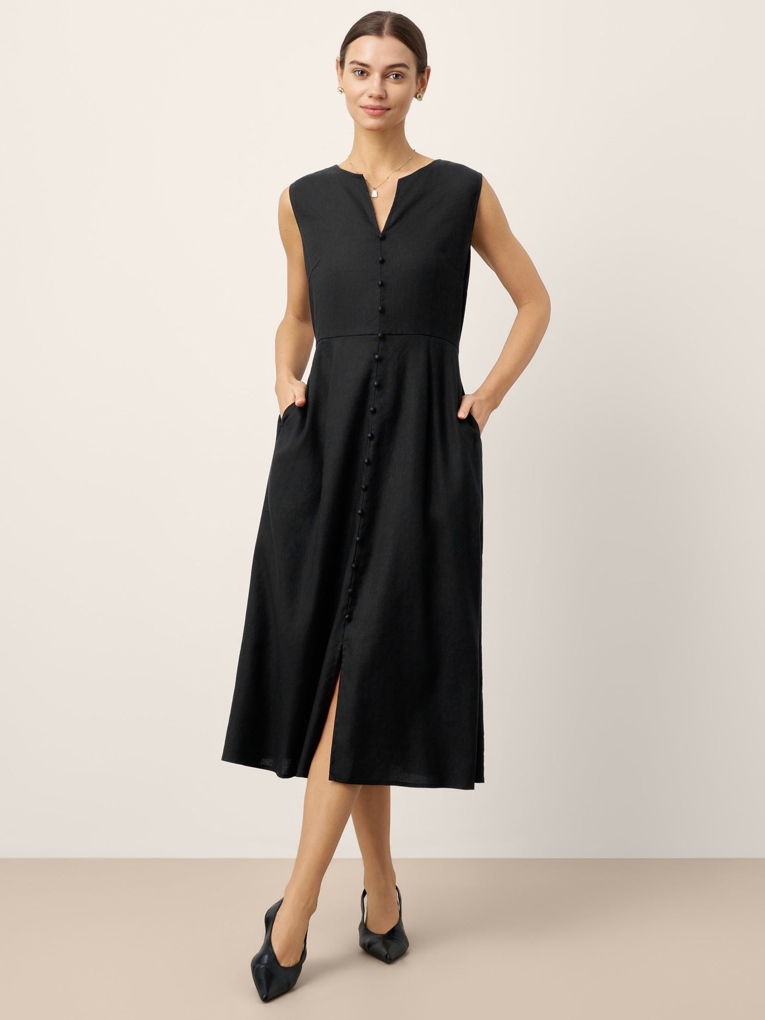 Linen-Lyocell V-Neck Sleeveless Maxi Dress WILLOW - Glamourous Grace