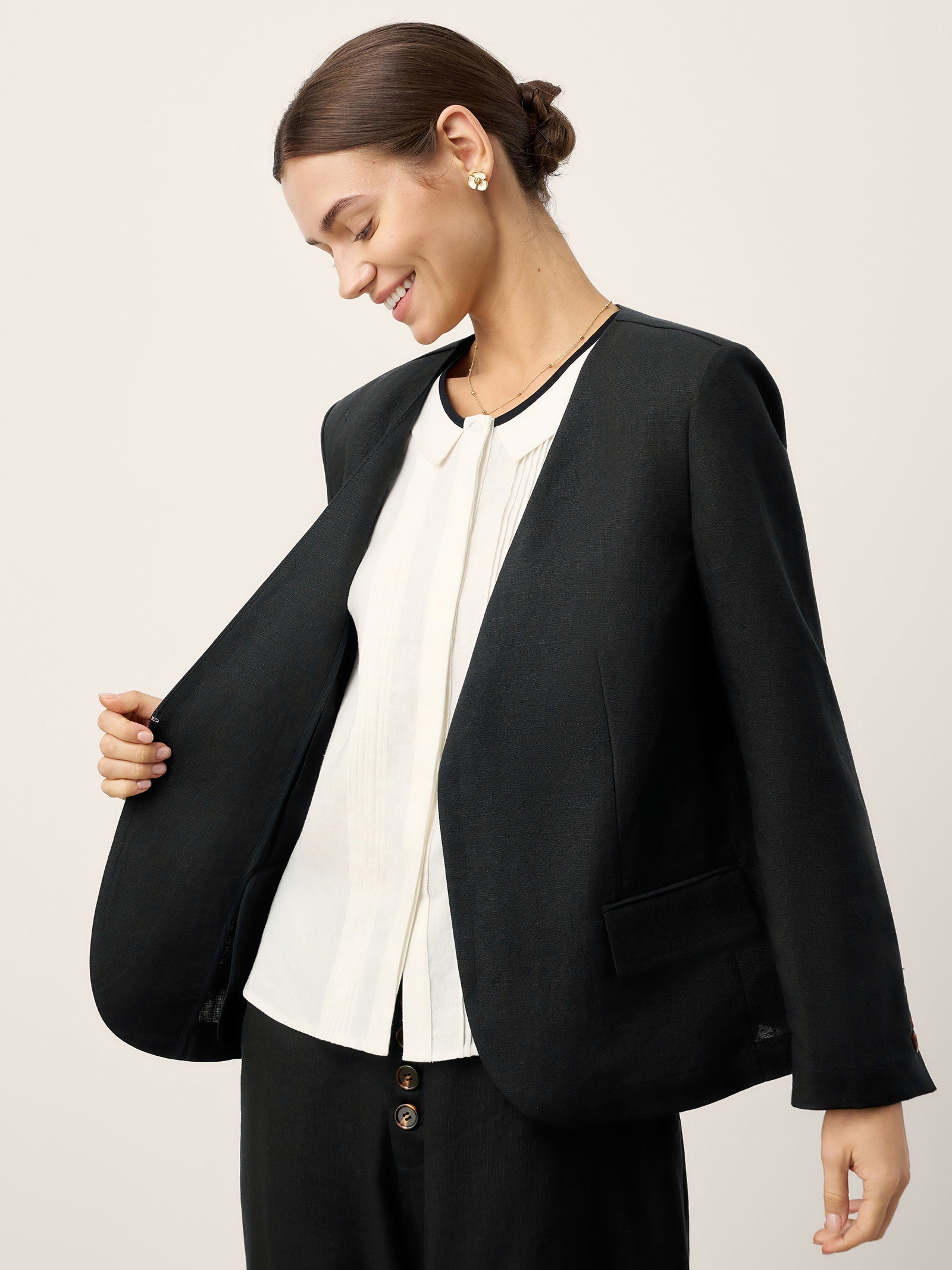 Linen-Lyocell Relaxed V-neck Tailored Blazer VERITY - Glamourous Grace