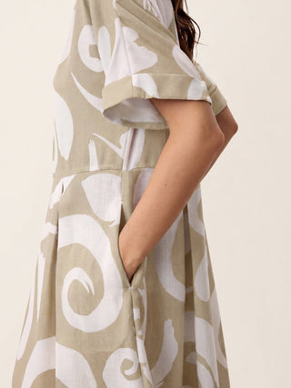 Linen Abstract-Print Pleated-Waist Midi Dress PRIYA - Glamourous Grace