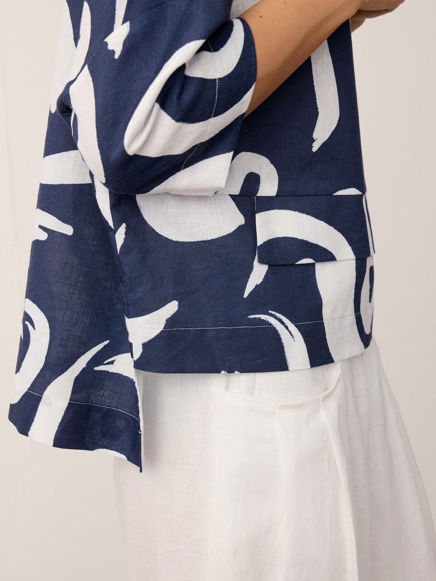 Linen Layered Asymmetric Top NOREEN - Glamourous Grace