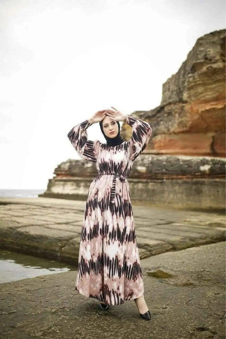 Elara Signature Maxi Dress - Glamourous Grace