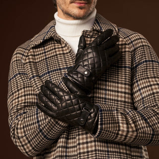 Luca (black) - Italian lambskin leather gloves with cashmere lining and checkered pattern - Glamourous Grace