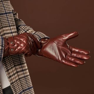 Luca (brown) - Italian lambskin leather gloves with cashmere lining and checkered pattern - Glamourous Grace