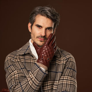 Luca (brown) - Italian lambskin leather gloves with cashmere lining and checkered pattern - Glamourous Grace