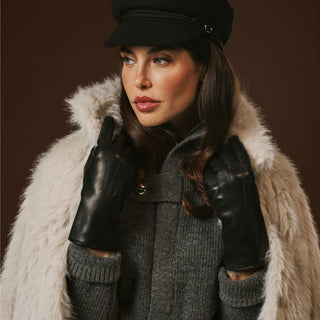 Luciana (black) - Extended women’s Italian lambskin leather gloves with rabbit fur lining - Glamourous Grace