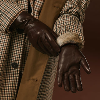 Luciana (brown) - Extended women's Italian lambskin leather gloves with rabbit fur lining - Glamourous Grace