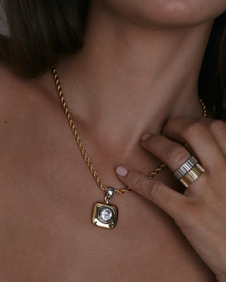 The Luna Bezel Ring Set