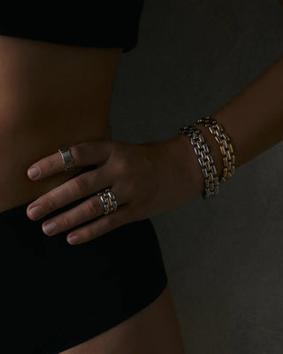 Noir Link Bracelet