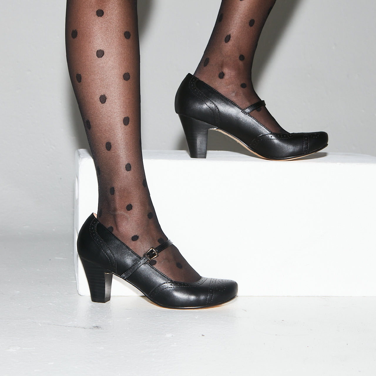 Melody Retro Heels - Glamourous Grace