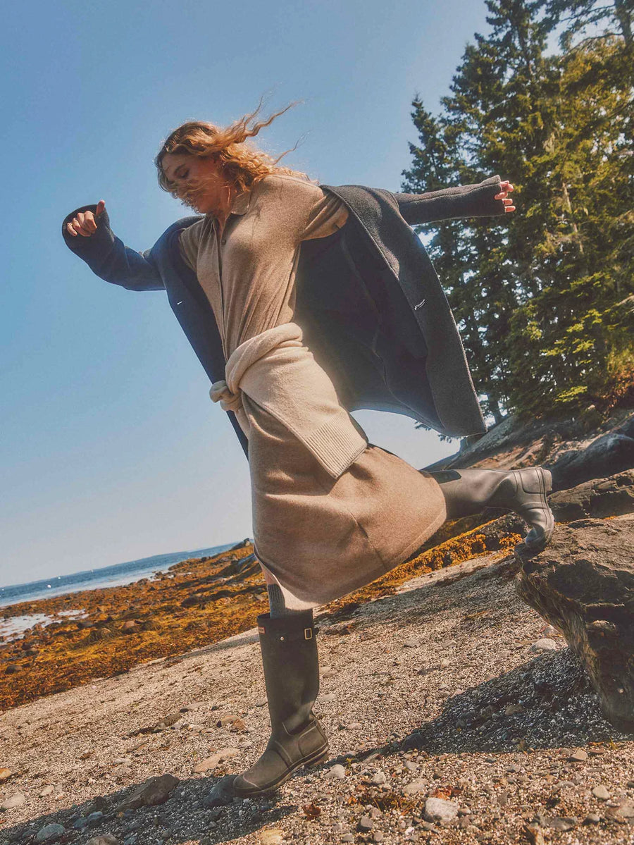 Faherty Coastal Cashmere Maxi Shirtdress - Glamourous Grace