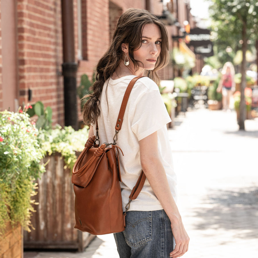 Naples Backpack - Glamourous Grace
