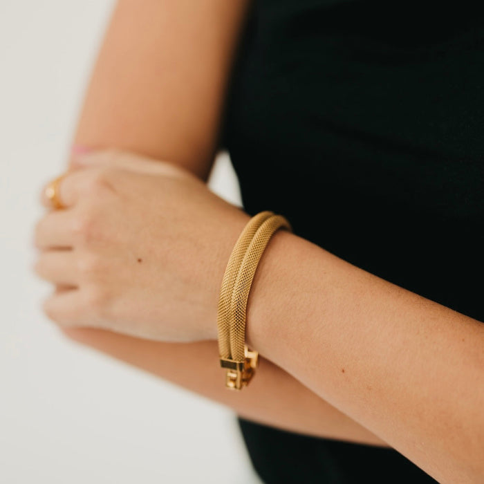 Mavis Mesh Bracelet - Glamourous Grace