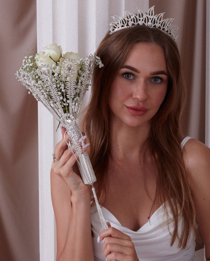 Bridesmaid Bouquet Holder, Bridal Accessories - Glamourous Grace