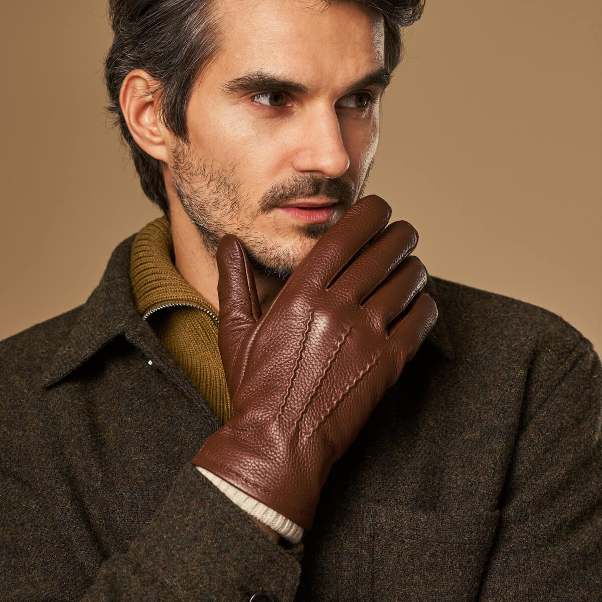 Noah (brown) – Luxurious deerskin leather gloves with warm wool lining - Glamourous Grace