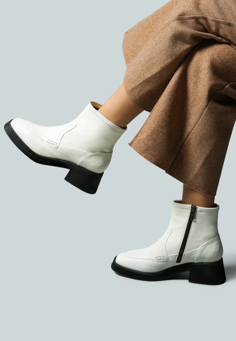 Oxman Zip-Up Ankle Boot - Glamourous Grace