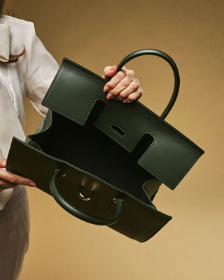 Oriana (green) - Italian calf leather women's handbag (with shoulder strap) - Glamourous Grace