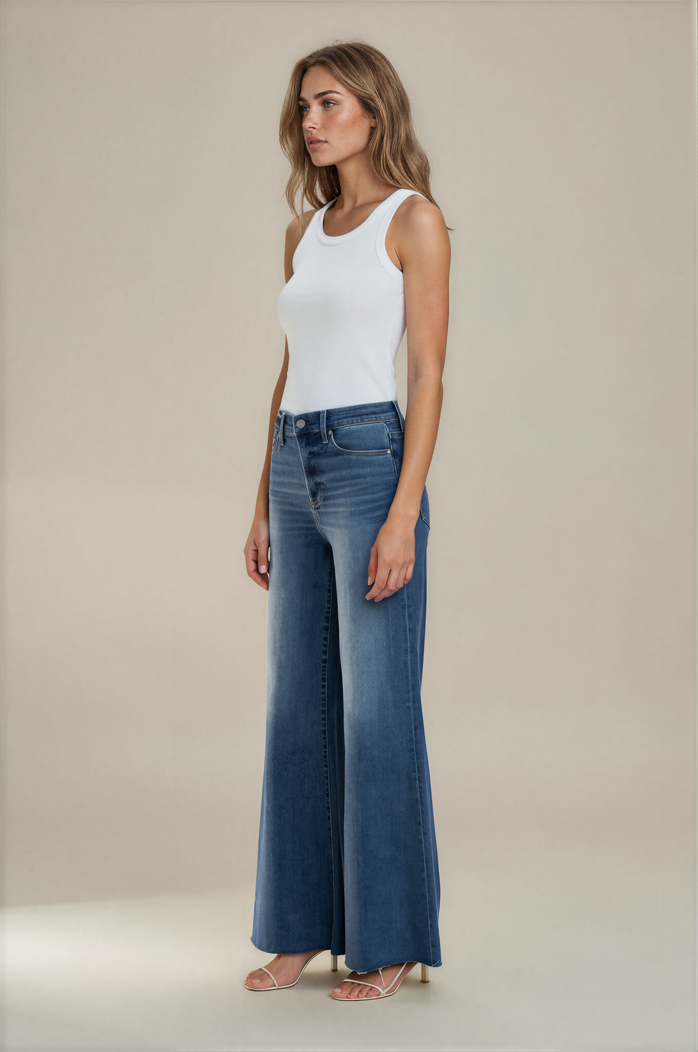 Izzy Mid Rise Wide Jean Study