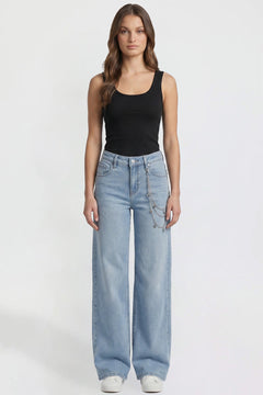 Women's Super Wide Fit with Star Chain