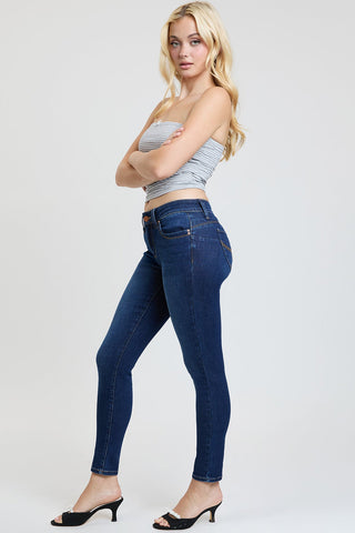 Women's Luxe Mid Rise WannaBettaButt Skinny Jeans - Glamourous Grace