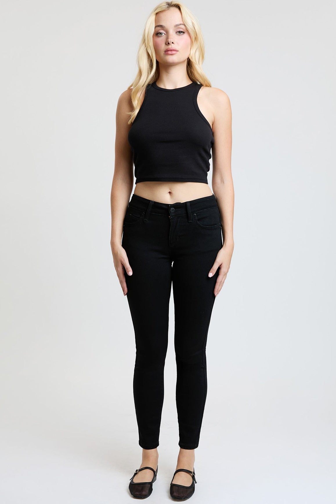 Women's Luxe Mid Rise WannaBettaButt Skinny Jeans - Glamourous Grace