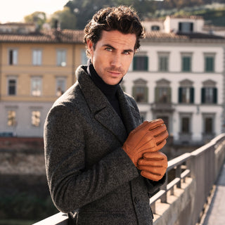 Antonio (brown) – Luxurious Italian peccary leather gloves with cashmere lining - Glamourous Grace