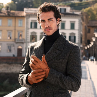 Antonio (brown) – Luxurious Italian peccary leather gloves with cashmere lining - Glamourous Grace