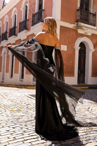 Glamourous Grace