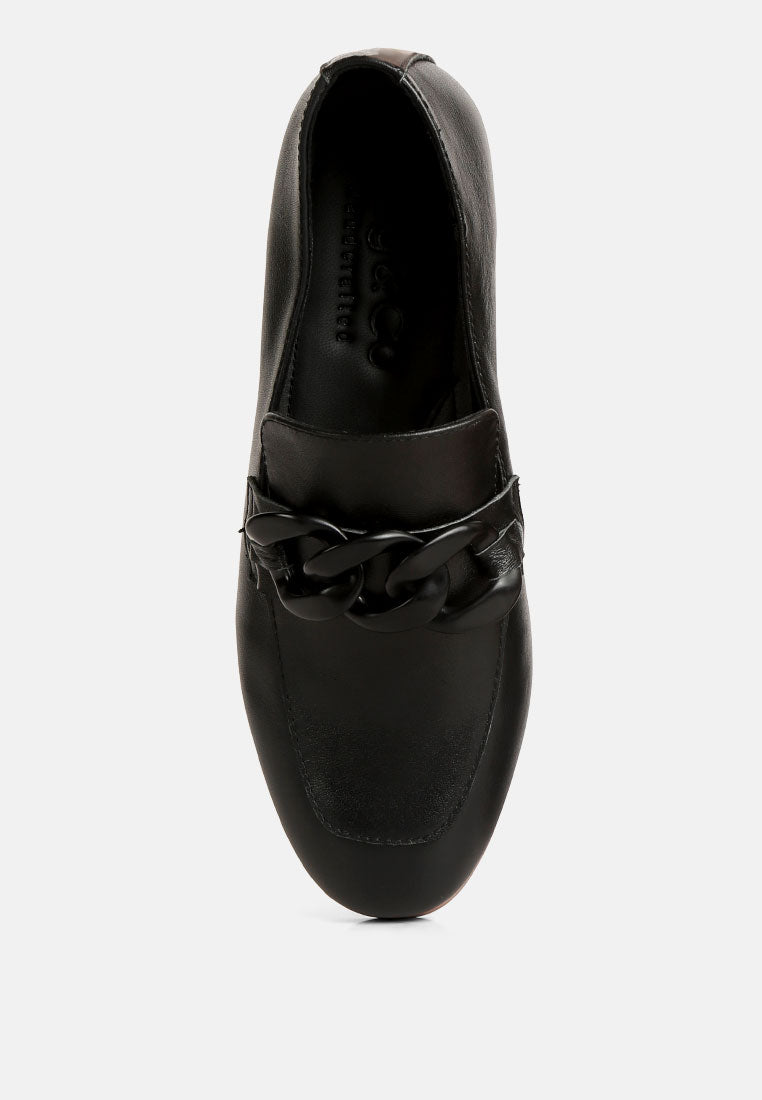 Merva Chunky Chain Leather Loafers - Glamourous Grace